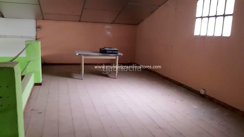 Foto bbeab03d-ef80-453a-9dd6-72b6cb3f455a. Rent industrial building in Poleares Lucena