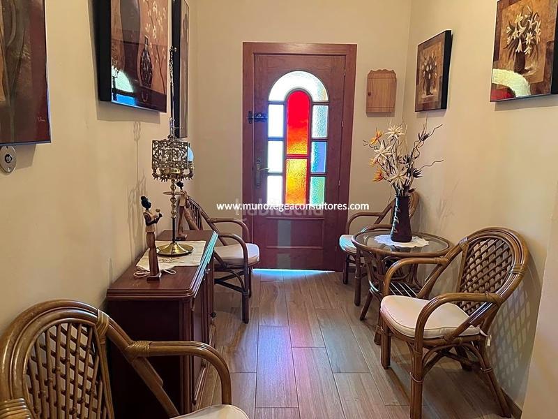 Foto 0831d098-9e08-44a3-814b-b65347651bb4. Casa amb aparcament a Poleares Lucena