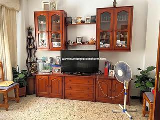 Appartement  Calle molino. Este piso bajo se encuentra junto a la cntrica calle san pedro