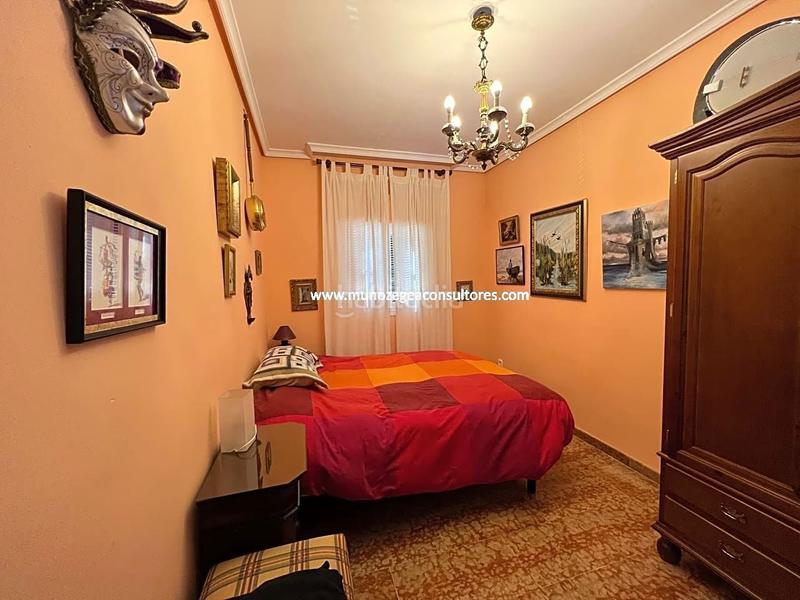 Foto 2fd5d590-f25a-4a34-9fe3-becd6ed71a91. Casa con parcheggio piscina in El Carmen - La Barrera Lucena