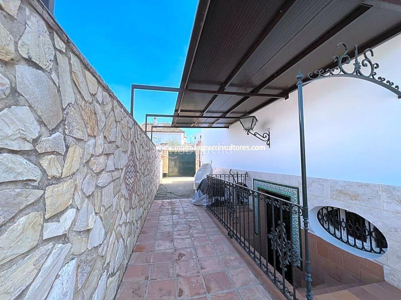 Foto 4ae22de1-dfd7-4da1-aa50-fd2c38eeae8c. Casa con parcheggio piscina in El Carmen - La Barrera Lucena