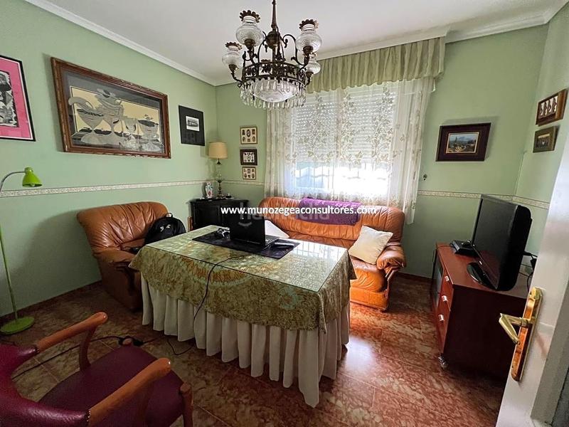 Foto 63b975f5-11bc-4dc4-aba5-fc71a83c4fda. Casa con parcheggio piscina in El Carmen - La Barrera Lucena