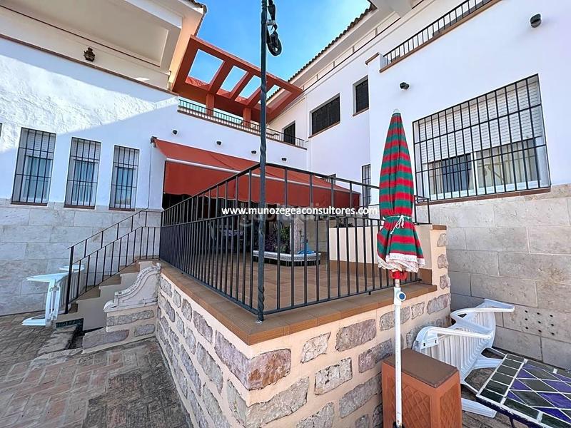 Foto 99861bf0-9f4d-40c8-9163-0ce64d121cad. Casa con parcheggio piscina in El Carmen - La Barrera Lucena