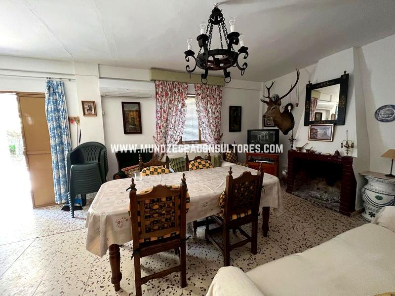 Foto 8112ef57-237e-445a-8a0b-2baf69ebbe50. Casa en Poleares Lucena