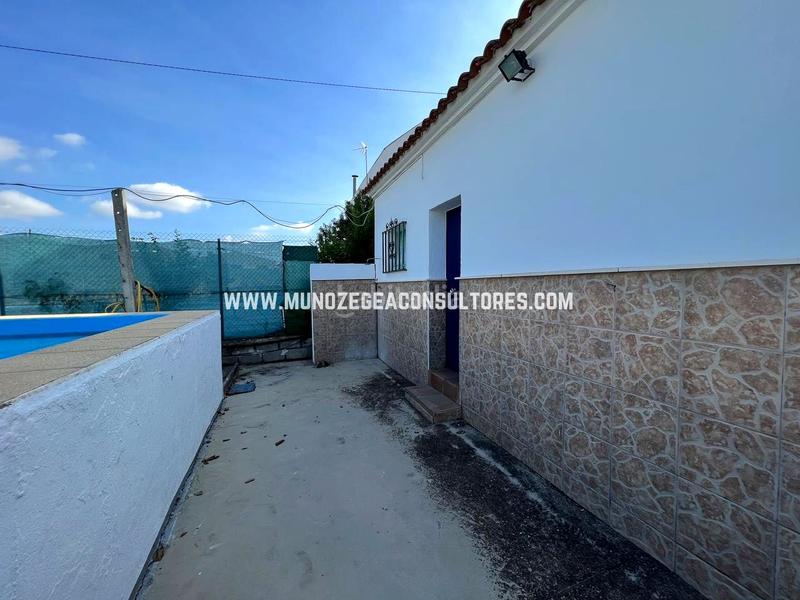 Foto e0ea635c-1cdf-47c5-a932-7e233f4abc21. Casa en Poleares Lucena