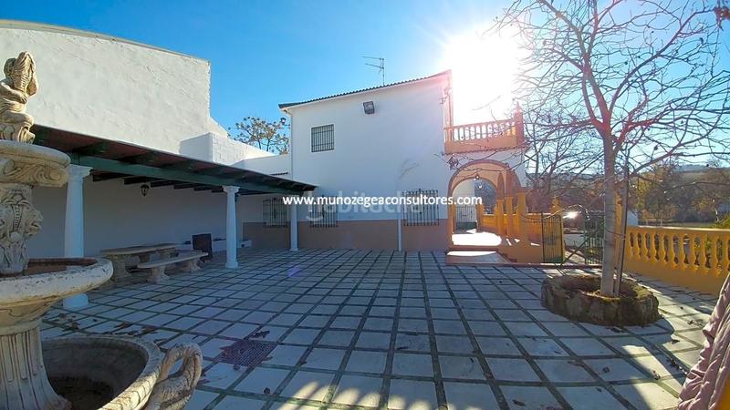 Foto 4ab0e881-f6ac-4194-9457-9416725d1368. Bauernhof mit parking in Poleares Lucena