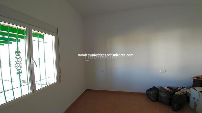 Foto bab97c8a-4fe6-4254-90ed-2a94bbaa08f9. Bauernhof mit parking in Poleares Lucena