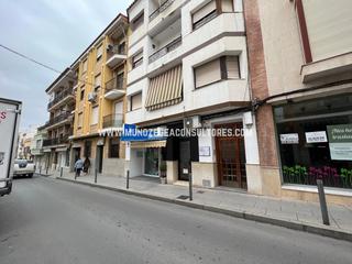 Locale commerciale in El Peso