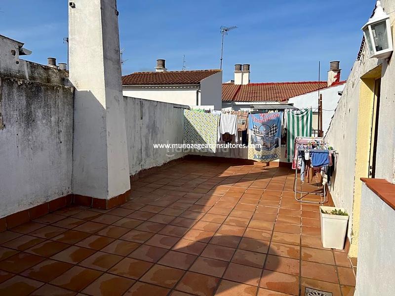 Foto afe4a747-c864-40b8-9e7a-1f3511c12df3. Casa a Poleares Lucena