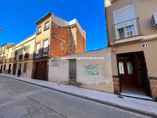 Terreny residencial  Calle canteros. Disponemos de parcela urbana en la calle canteros de lucena con