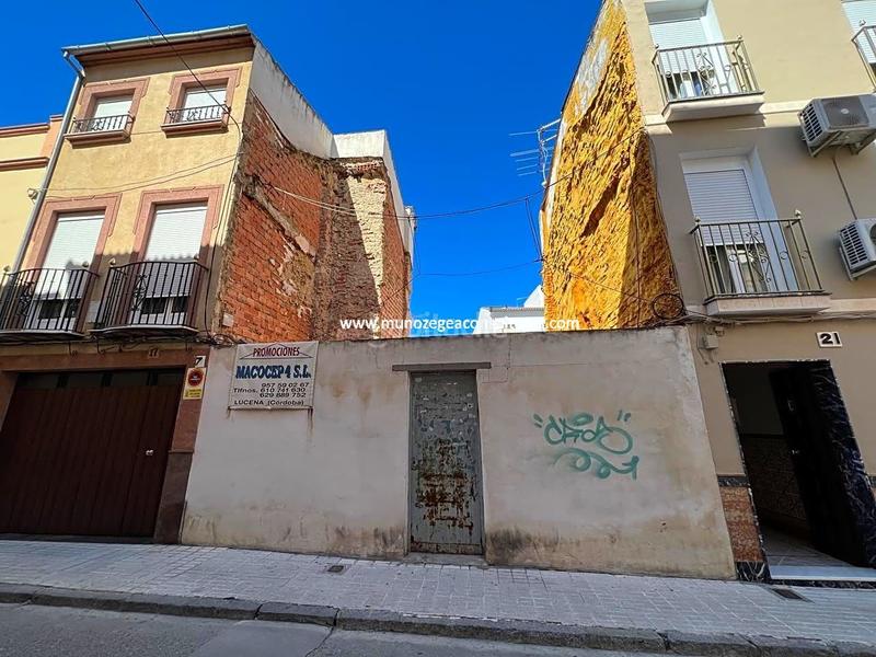 Foto bfdacb91-f917-48e3-9776-a0f06f29bf20. Wohngrundstück in Centro Lucena