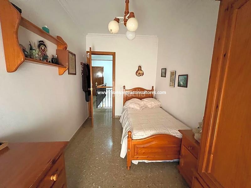 Foto 5b03ec0c-1c44-4197-ad6c-30ec4a320c9b. Casa amb calefacció aparcament a jardín Lucena Lucena