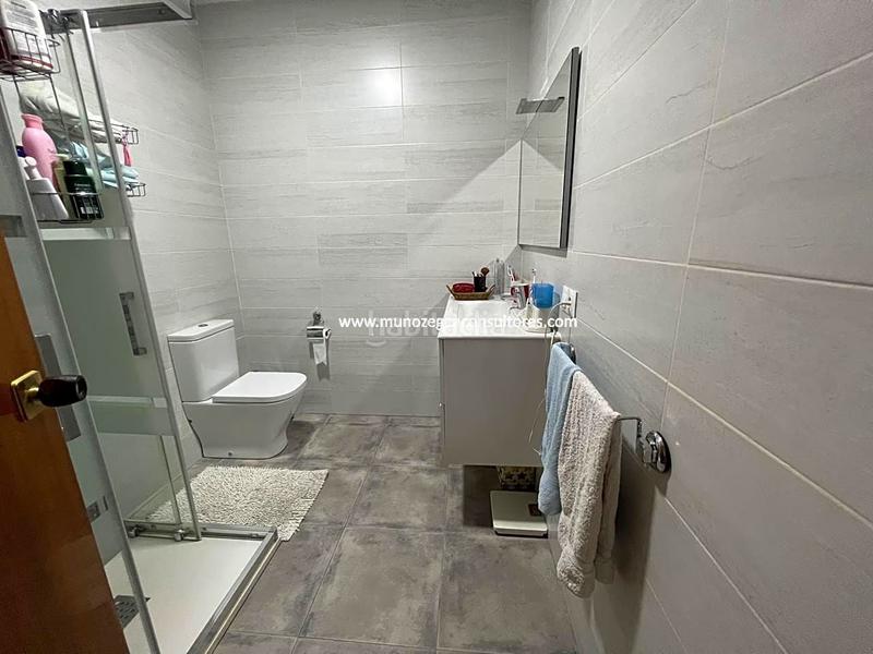 Foto a16291f2-33c3-4a52-9842-47dc08b717ce. Casa amb calefacció aparcament a jardín Lucena Lucena