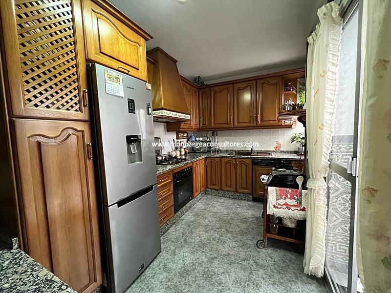 Foto e81d5148-4535-472d-8795-a4fbaca66819. Casa amb calefacció aparcament a jardín Lucena Lucena