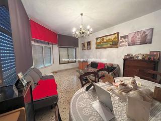 Appartement  Calle salamanca. Este piso se encuentra en la cntrica calle ancha, lugar de paso