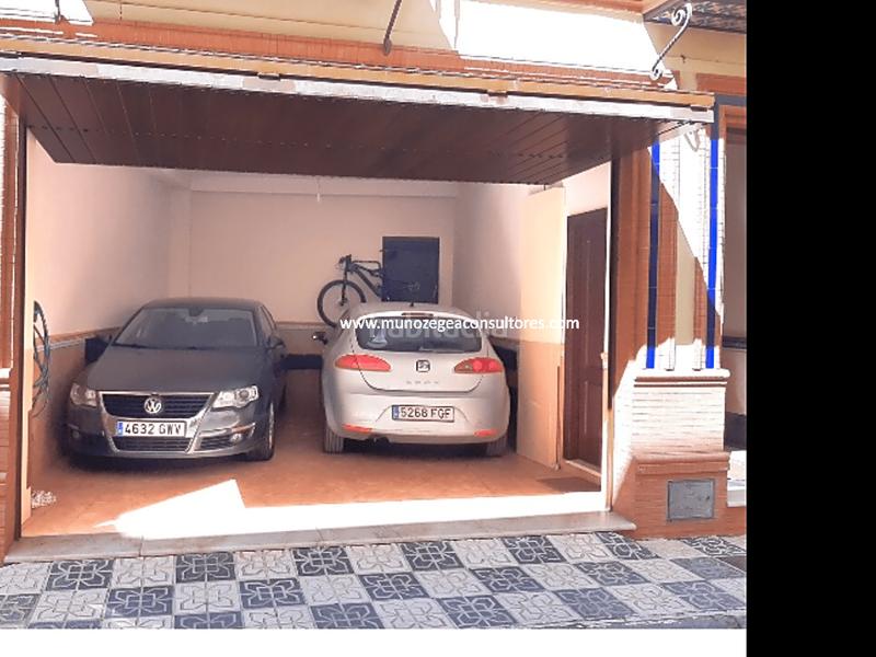 Foto d2e2cf6d-6cb5-436f-82f0-6a2b3bad488a. Casa amb calefacció aparcament a San Francisco Lucena