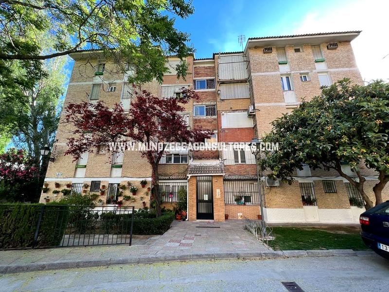 Foto 1036a4a2-245c-45f3-80b1-7a224cc3e939. Piso en Priego de Córdoba