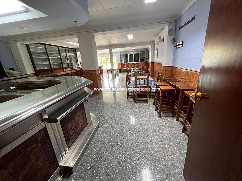 Foto ae0c24fe-24dd-4f89-a405-bfd8ba00ca29. Business premise in La Calzada Lucena