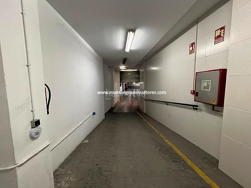 Foto 6e0d15c1-5c28-4938-b1bd-b61a842ca10a. Parking voiture dans El Carmen - La Barrera Lucena