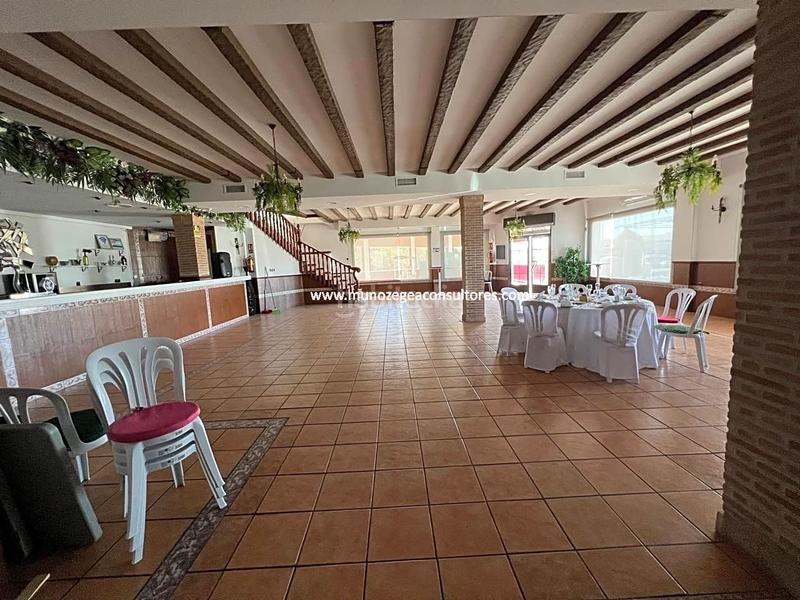 Foto 5c0539b9-c4a3-4b59-8a5a-832f1ba62139. Alquiler local comercial en Las Vegas - Campoaras Lucena