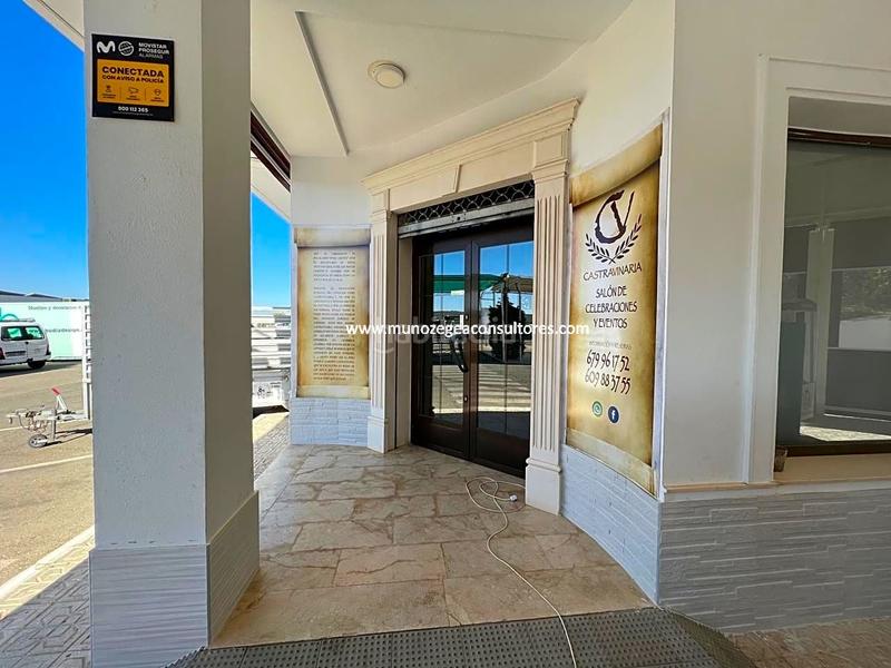 Foto c2be2f22-1803-485e-af3a-1bff0e13e4d8. Alquiler local comercial en Las Vegas - Campoaras Lucena