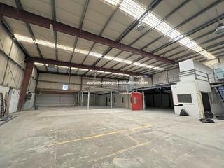Lloguer Nau industrial  Carretera cabra. Disponemos de 2 naves industriales contiguas y actualmente diáfa