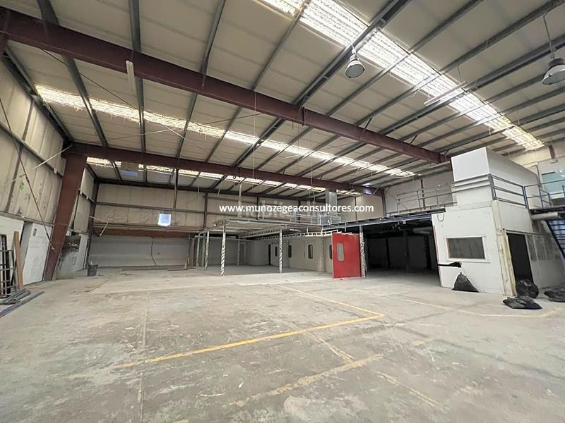 Foto 28d004e5-742d-4071-8605-cc2c1b66d817. Rent industrial building in San Francisco Lucena