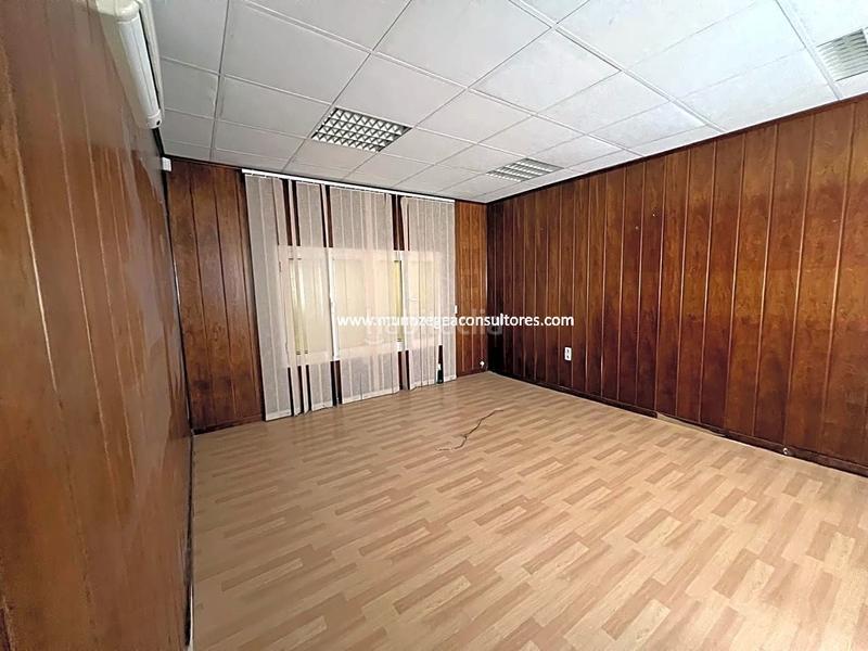 Foto 6a195278-35c5-488b-b39f-ce51df188428. Rent industrial building in San Francisco Lucena