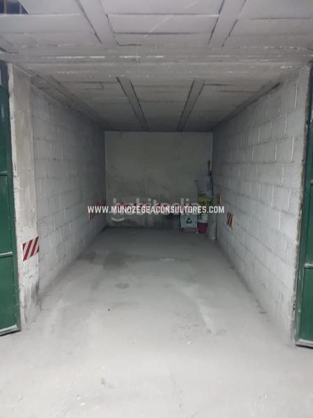 Foto fcc874b3-1b73-4bf8-88c3-f980dd70a4f9. Car parking in Las Tinajerías - Juderías Lucena