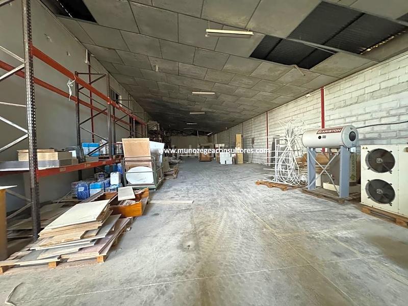 Foto da36e268-c1fb-4962-afb7-55a824636b9a. Alquiler nave industrial en Poleares Lucena