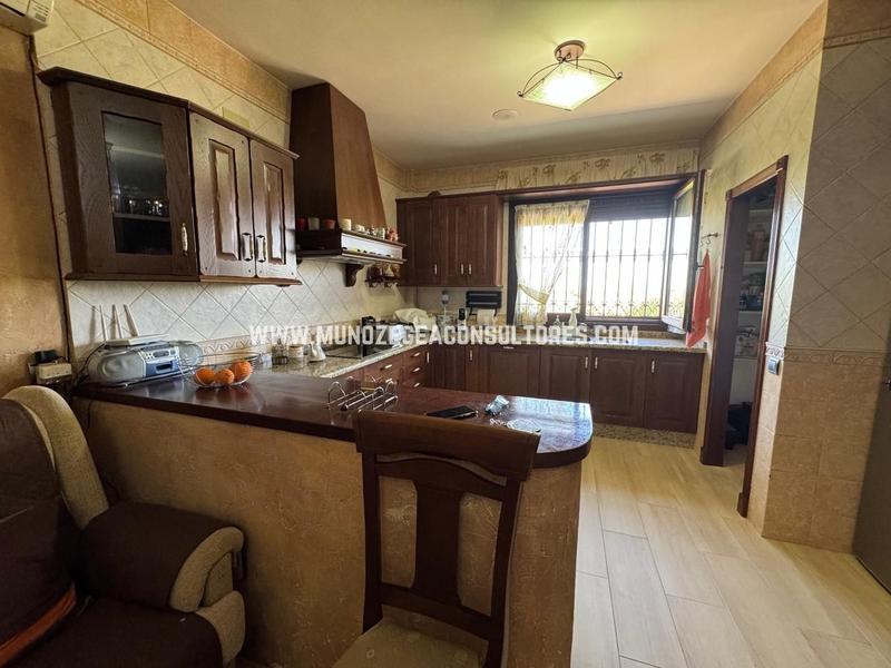 Foto a8153569-d365-40ee-a7e8-5f551dadf77b. Casa amb aparcament piscina a Poleares Lucena