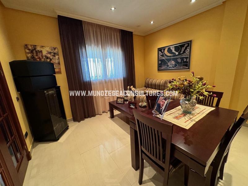 Foto ee259ea1-f090-4bc5-89db-513bcc20ac99. Haus mit parking pool in Poleares Lucena