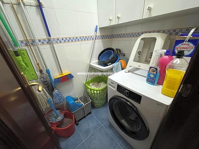Foto 593b9716-57f9-4460-9216-0e6bec4ce269. Casa amb aparcament piscina a Poleares Lucena