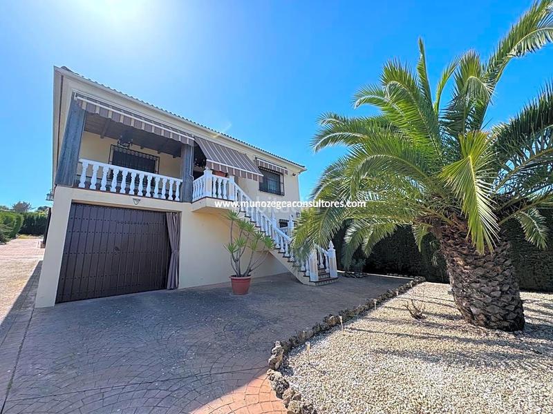 Foto 8f2f1d70-b207-4785-97d2-ed4b8d45ba36. Casa amb aparcament piscina a Poleares Lucena