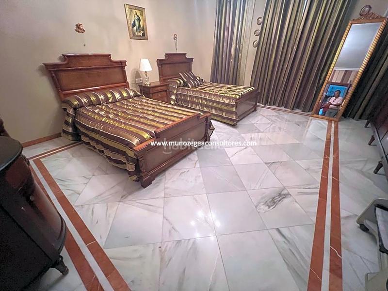 Foto 99beb8c8-26bb-4231-bd88-7852e915eb85. Maison dans San Francisco Lucena