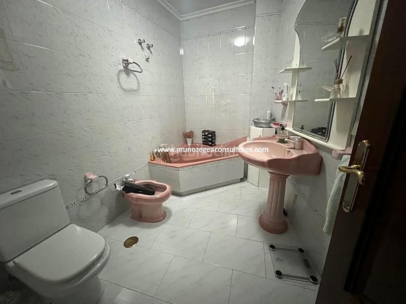 Foto c44393b9-a123-4f3a-b47e-7efbbef7a968. Maison dans San Francisco Lucena