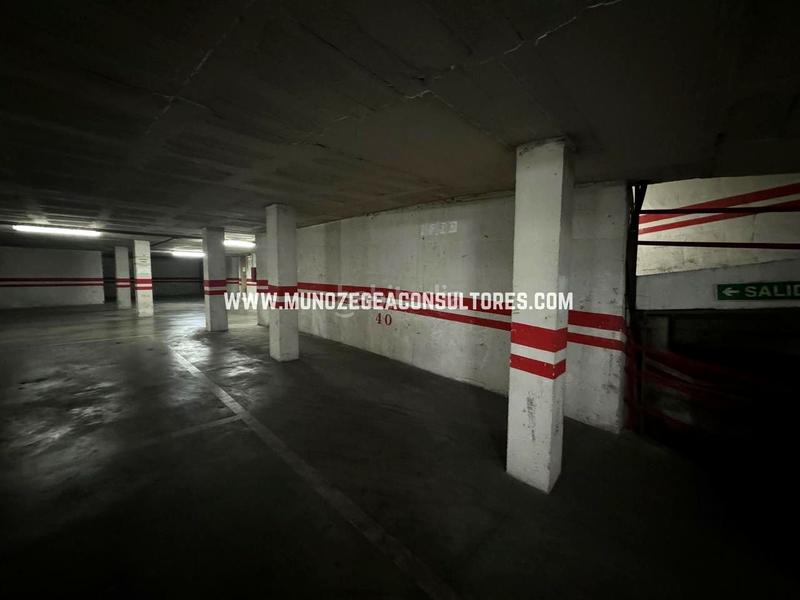 Foto 7699fc2a-0f5d-4f36-a135-490902356ddd. Parking voiture dans San Francisco Lucena