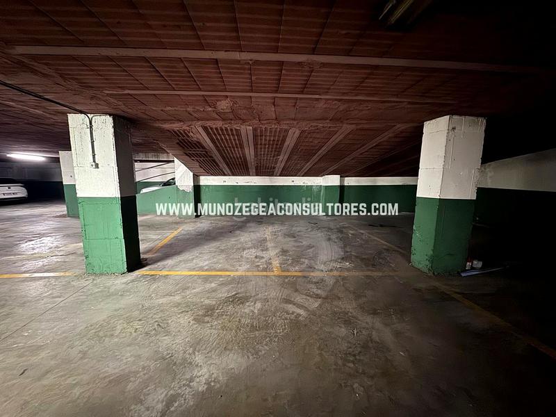 Foto eb5fb089-7f93-4de4-bd43-f167b657bcce. Posto auto in Las Tinajerías - Juderías Lucena