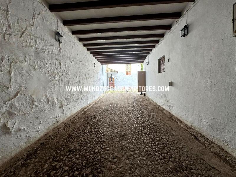 Foto 94b99318-ce0c-4aa1-a642-05357636a523. Maison avec parking piscine dans Centro Lucena