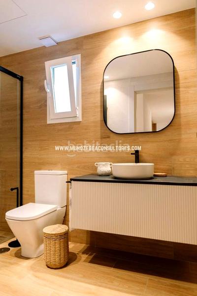 Foto 3b62d008-e776-4723-ad3b-d0386b5386d5. Casa amb calefacció aparcament piscina a Poleares Lucena