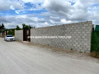 Terreny residencial  Ctra. moriles-aguilar de la fra,