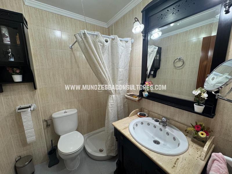 Foto e3cf636b-39dd-49a3-a711-8eb7c1e58e2e. Piso en Las Tinajerías - Juderías Lucena