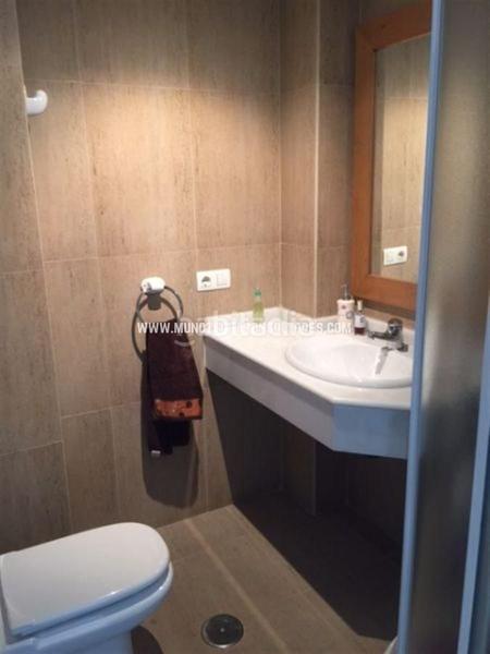 Foto 8e3c3dfe-bfdc-4e9c-a9dd-fd266197fcee. Lloguer oficina a Centro Lucena