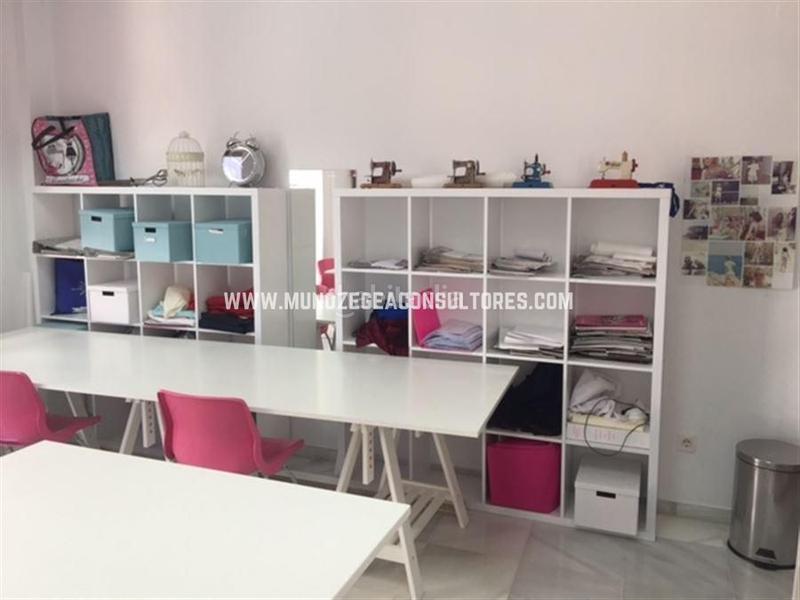 Foto f16ddae3-7edb-46d1-b7b7-aaccd86c7cde. Lloguer oficina a Centro Lucena