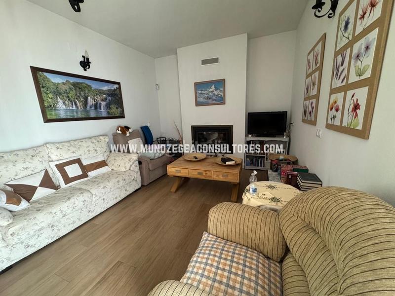 Foto 1e4141bd-7cb7-4e1d-9afd-7e5a9f061877. Country house with parking pool in Navas del Selpillar Lucena