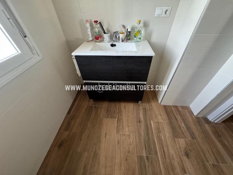 Foto 55b88eaf-3790-4168-a782-86ef1315424c. Country house with parking pool in Navas del Selpillar Lucena