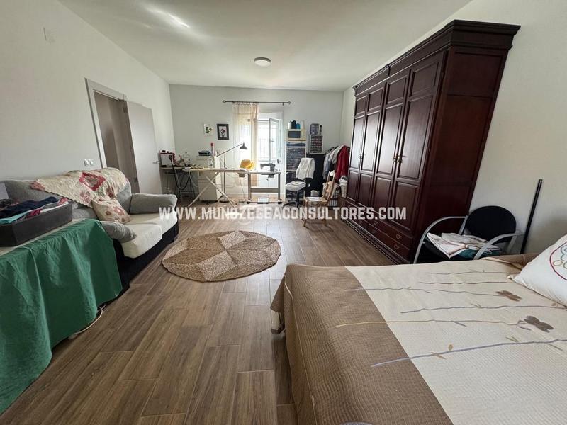 Foto 408804d1-fd86-4067-a67d-7008663cad16. Masia amb aparcament piscina a Navas del Selpillar Lucena