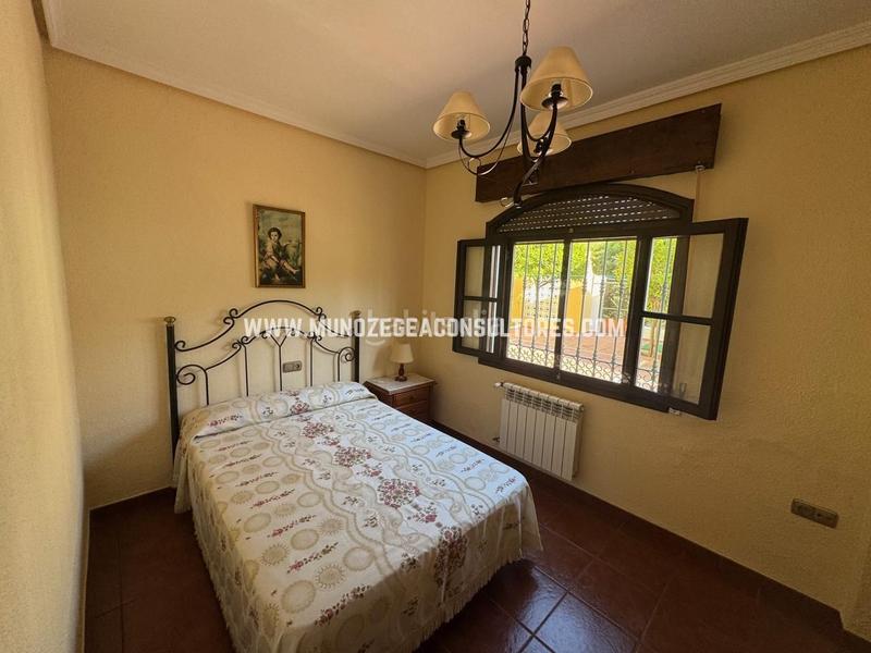 Foto c1721164-ee8a-46ba-b84d-0427560d6e79. Haus mit heizung parking pool in Las Vegas - Campoaras Lucena