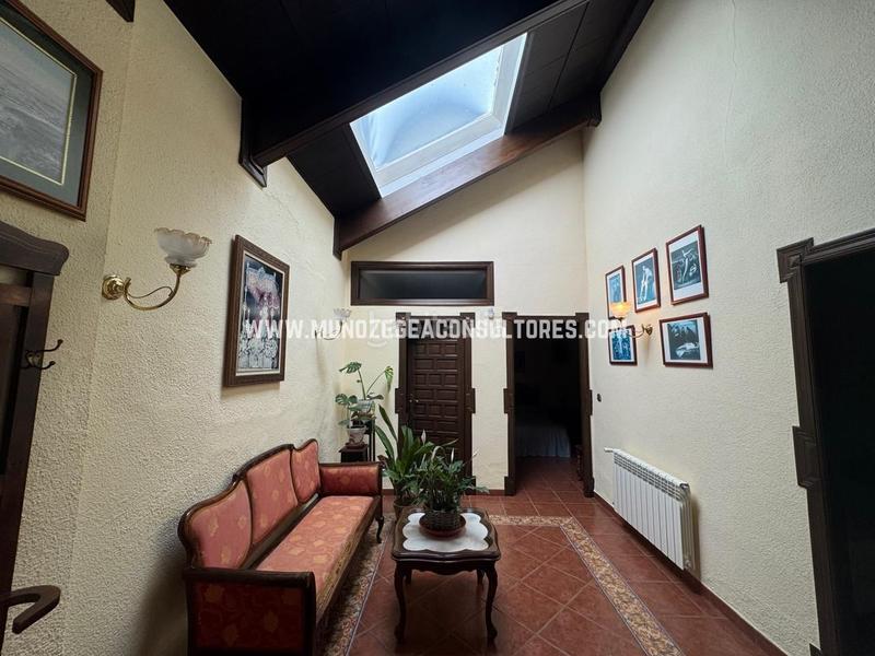 Foto 7470b84e-7cc8-47e5-971c-a1b575697f05. House with heating parking pool in Las Vegas - Campoaras Lucena