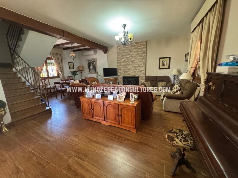 Foto ac8e84ea-b178-4470-8447-4caf0863e220. Casa en Las Vegas - Campoaras Lucena